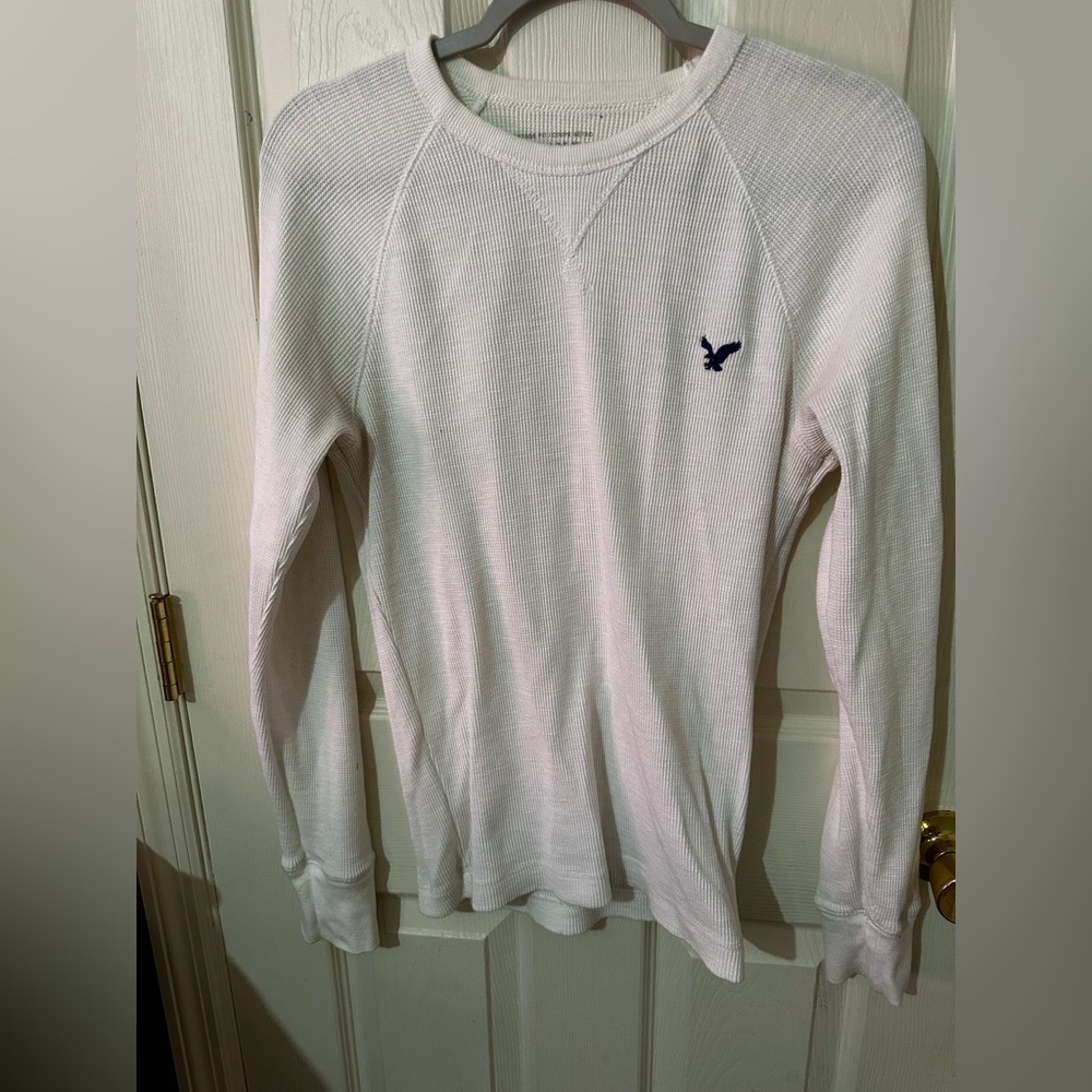 American Eagle thermal men’s shirt. Size small.  No stains